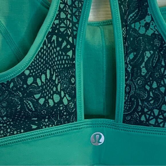Lululemon Run With The Sun Bra Size 6 Bali Breeze - Picture 8 of 11